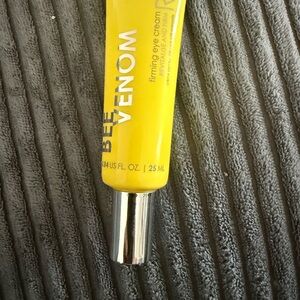 Bee Venom Firming Eye Cream by Rodial 25ml brand new